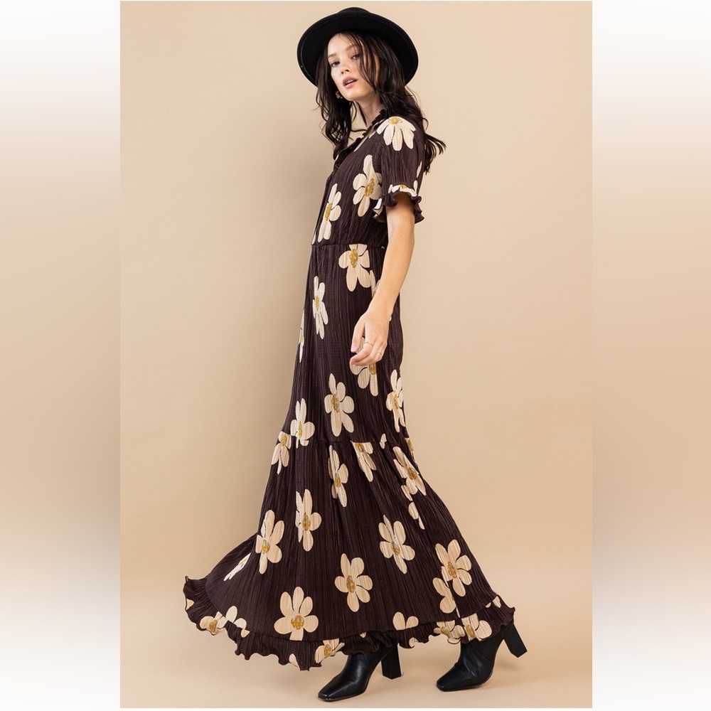 25 Beautiful Floral Print Pleated Maxi Dress - Picture 3 of 5